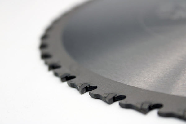 LXDIAMOND Hartmetall Sägeblatt 210mm x 30,0mm Premium für Eisen Edelstahl Stahlprofile passend für Metall Kappsägen Handkreissägen Tischsägen